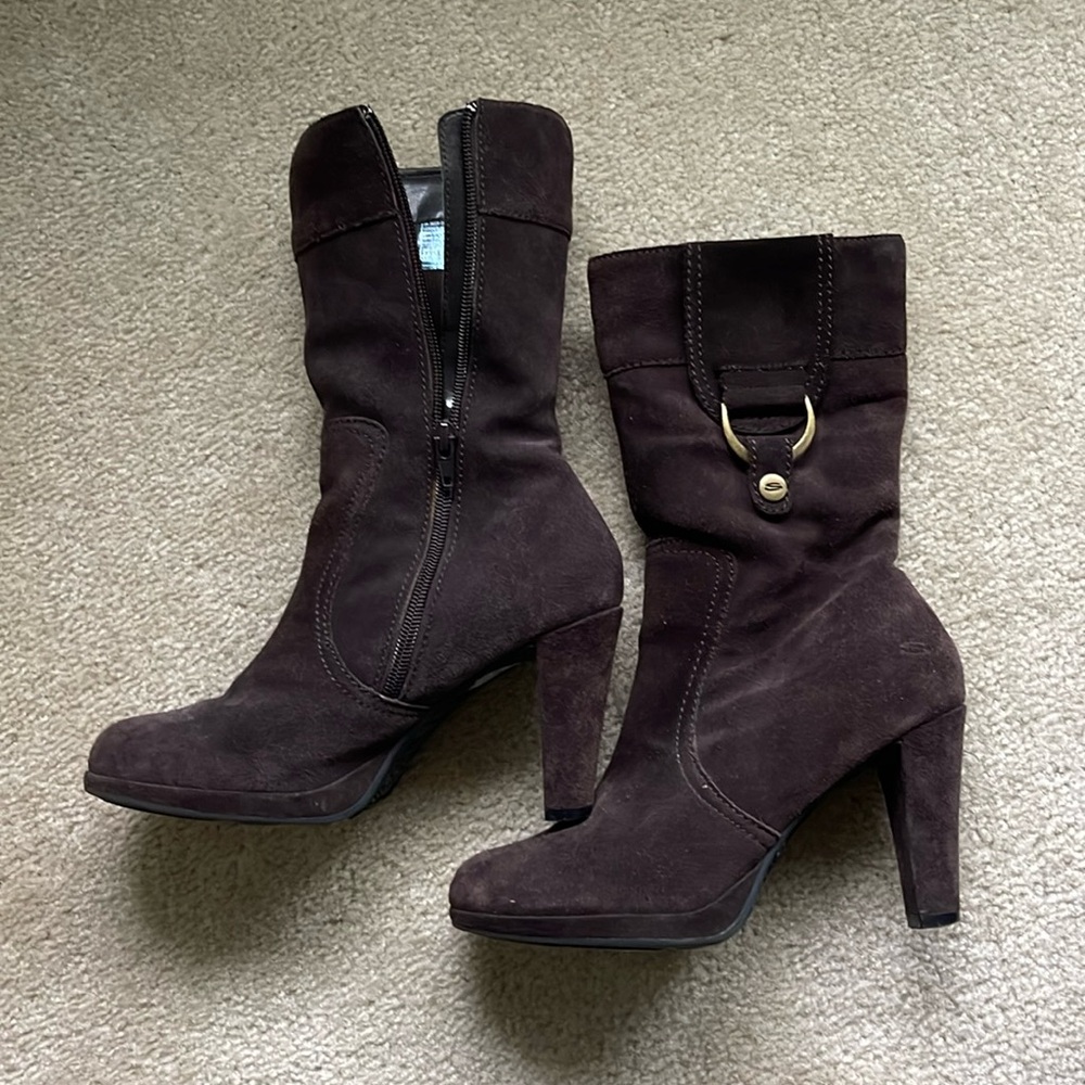 Skechers heeled boots size 7.5